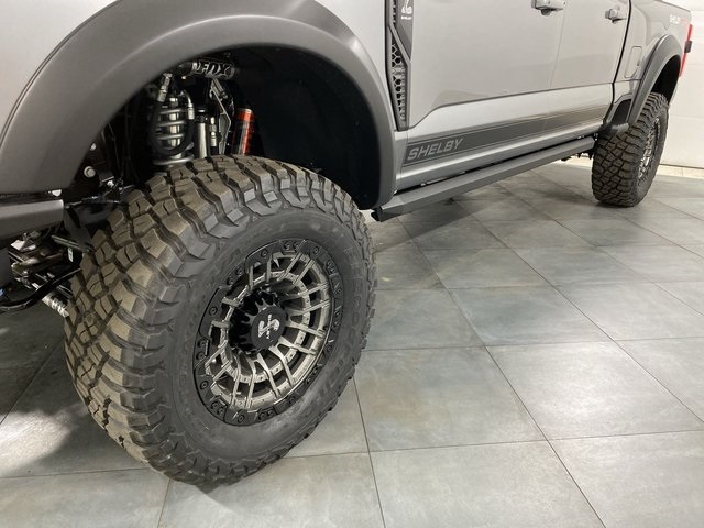 Vehicle image 38 of 41