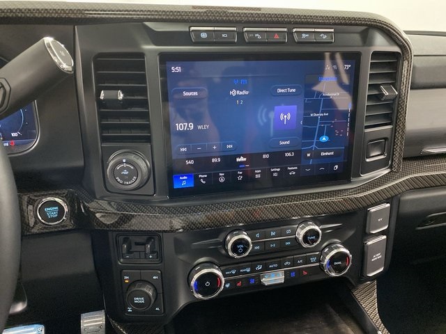 Vehicle image 24 of 41
