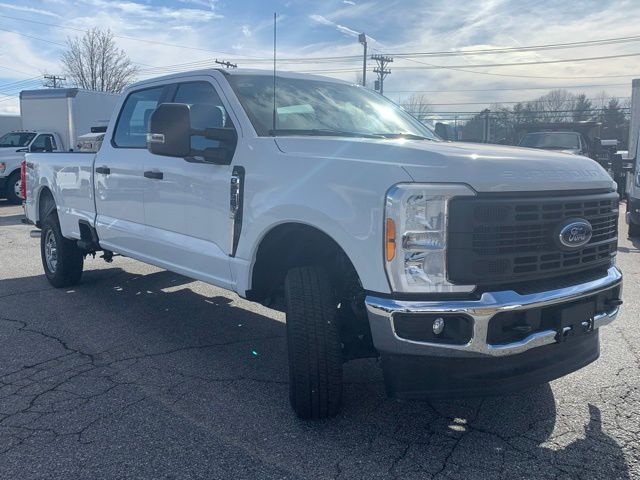 Vehicle image 5 of 34