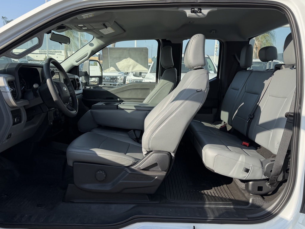 2023 Ford F-250 XL Image 23 of 26