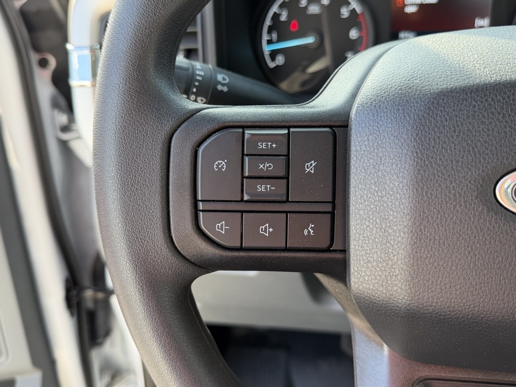 2023 Ford F-250 XL Image 21 of 26