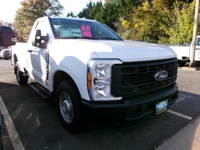 2023 Ford F-250 XL Image 3 of 4