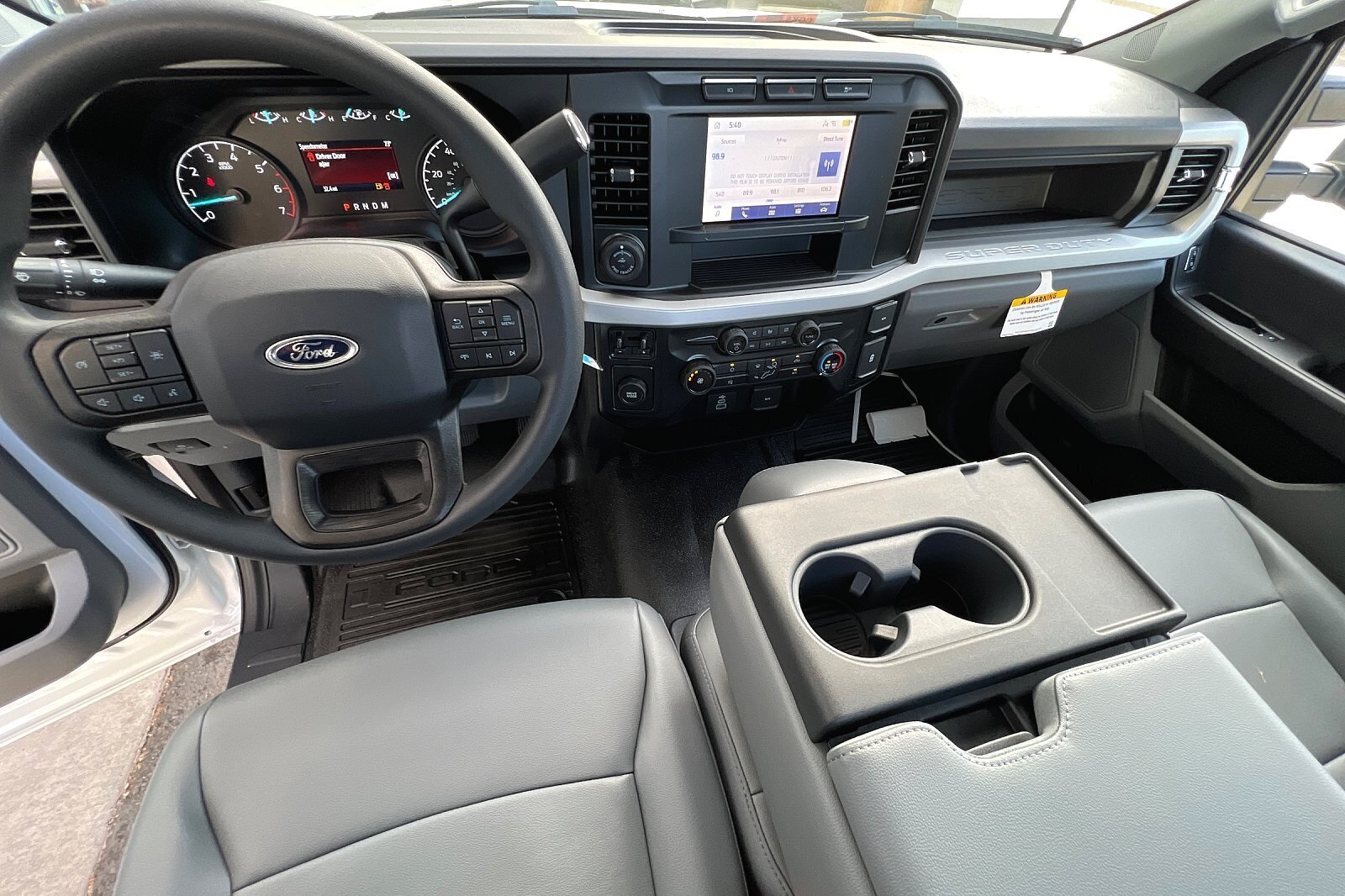 2023 Ford F-250 XL Image 9 of 25