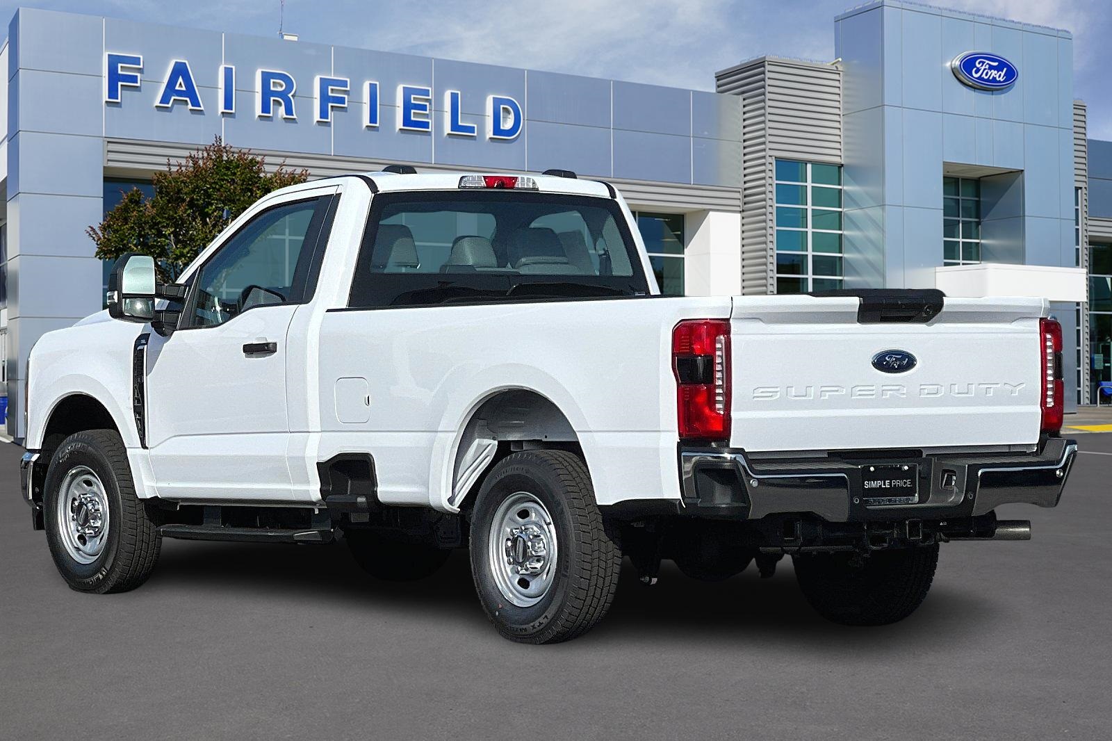 2023 Ford F-250 XL Image 7 of 25