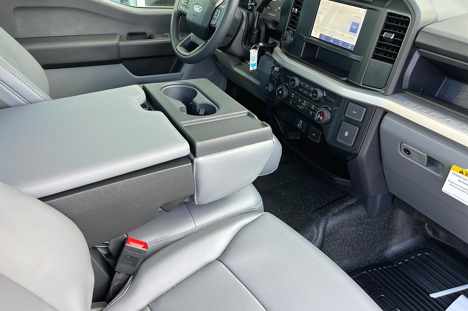 2023 Ford F-250 XL Image 14 of 25