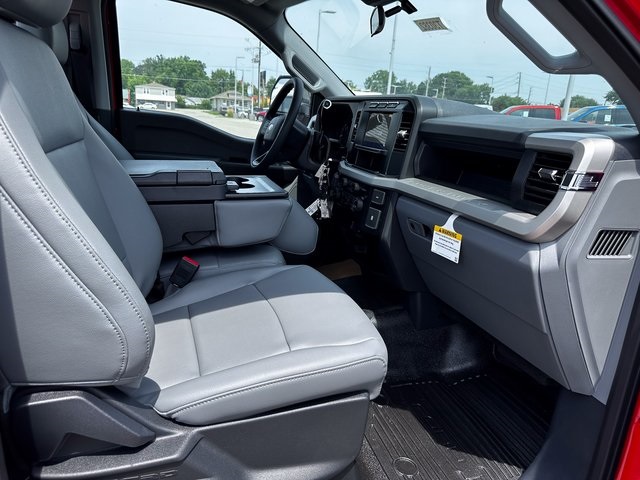 Vehicle image 8 of 29