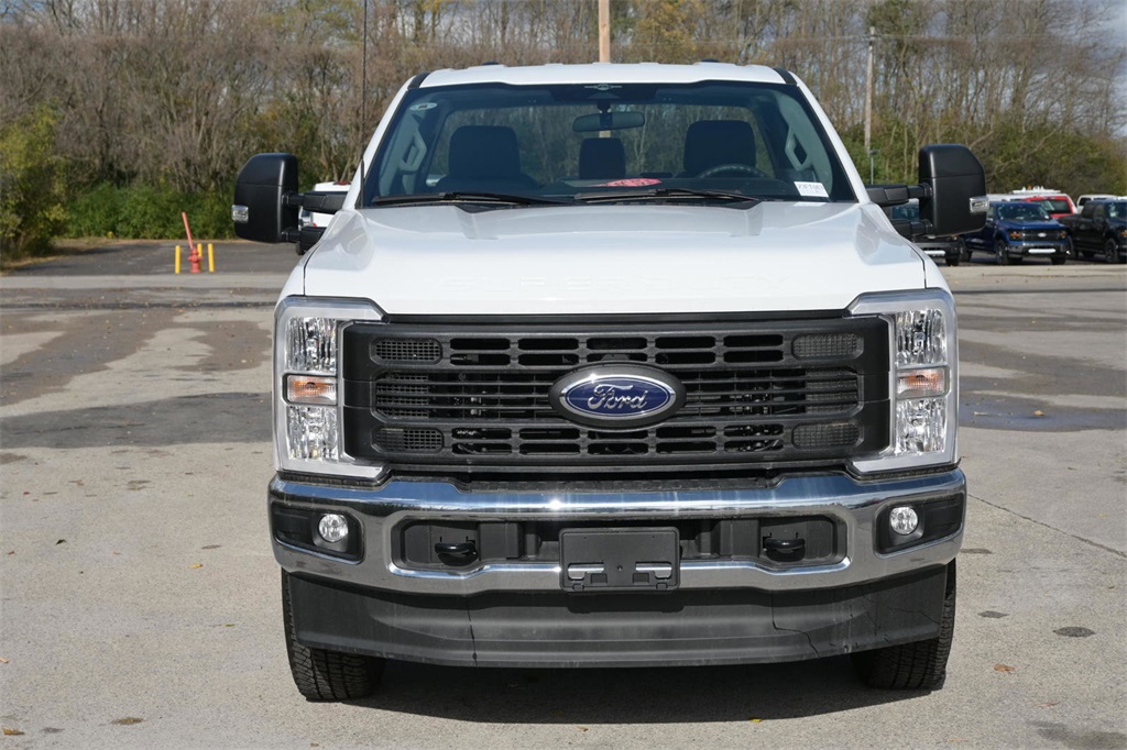 Vehicle image 2 of 12