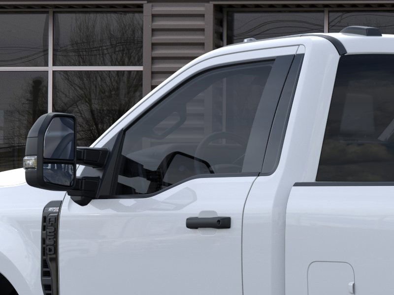 Vehicle image 20 of 22