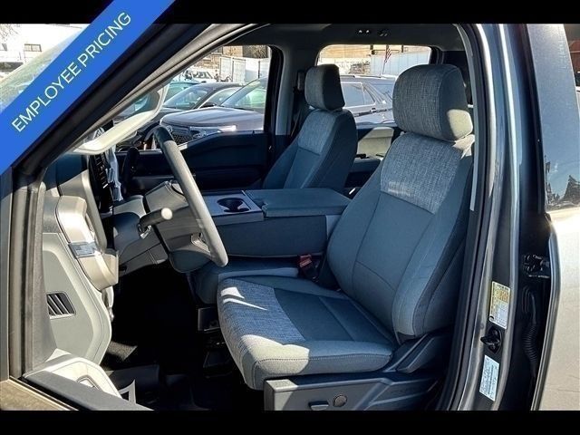 Vehicle image 9 of 13