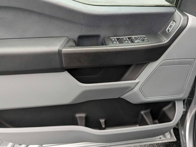 2023 Ford F-350 XL Image 19 of 25