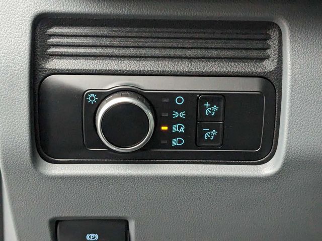 2023 Ford F-350 XL Image 23 of 25