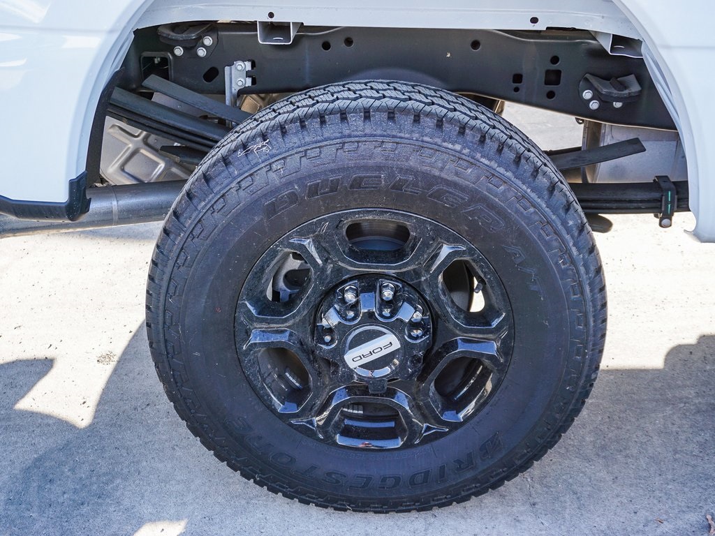 Vehicle image 10 of 26