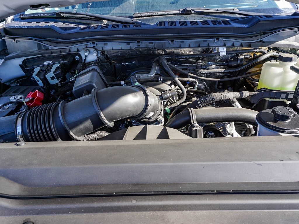 Vehicle image 25 of 26