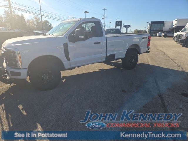 Vehicle image 3 of 37