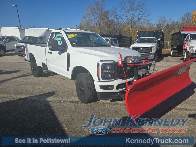 Vehicle image 22 of 37
