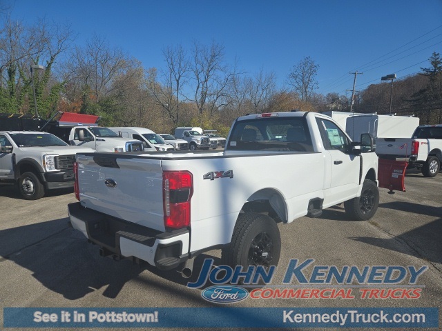 Vehicle image 35 of 37