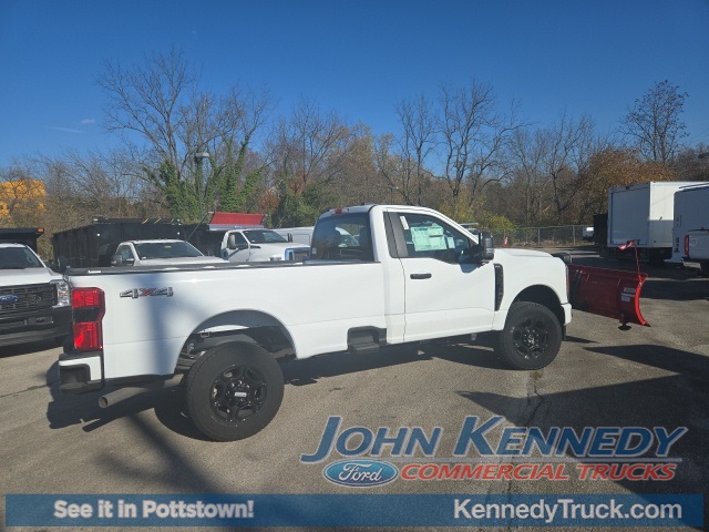 Vehicle image 30 of 37