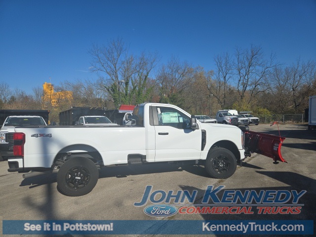 Vehicle image 28 of 37