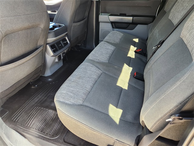2023 Ford F-350 XLT Image 13 of 30