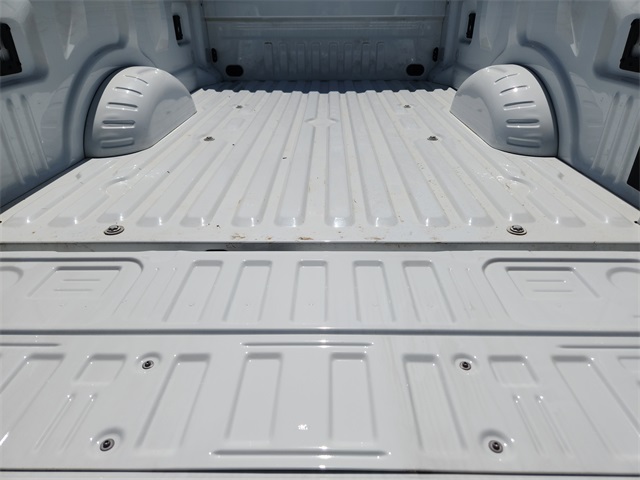 2023 Ford F-350 XLT Image 11 of 30