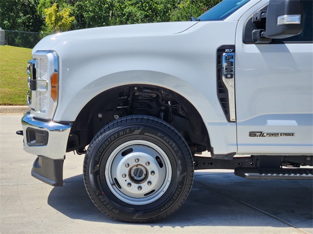2023 Ford F-350 XLT Image 29 of 30