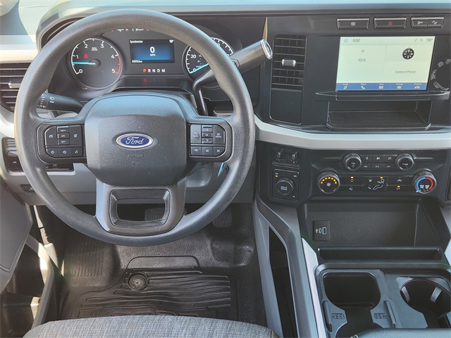 2023 Ford F-350 XLT Image 16 of 30