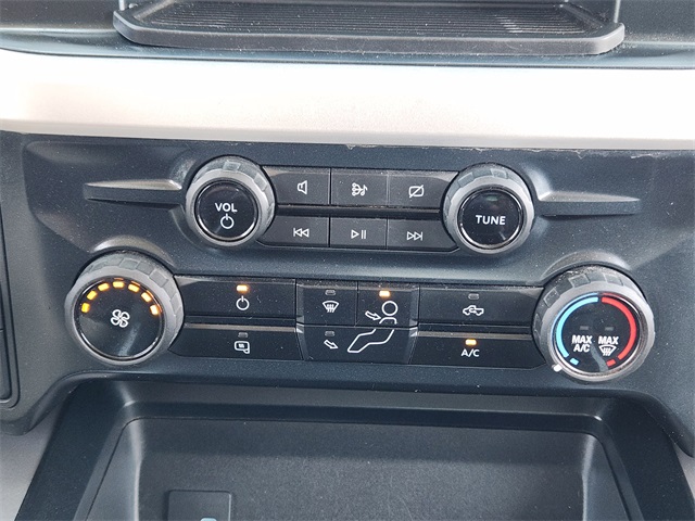 2023 Ford F-350 XLT Image 28 of 30