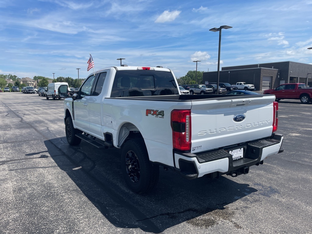 Vehicle image 7 of 30