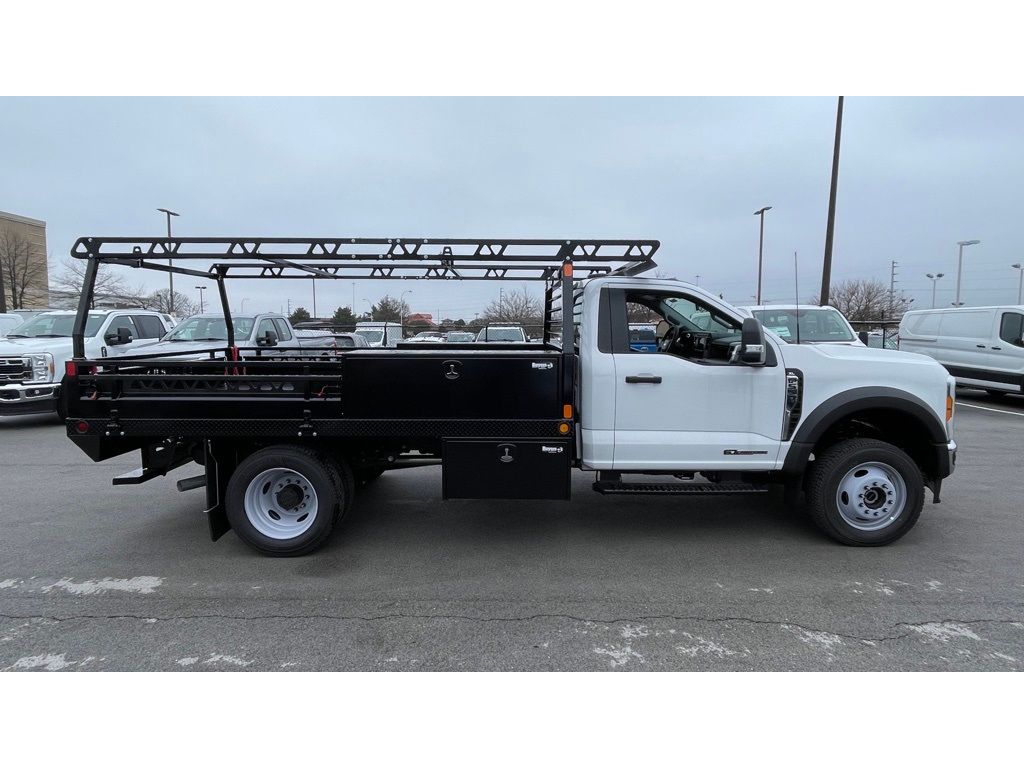 2023 Ford F-550 XL Image 6 of 31