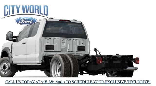 Vehicle image 5 of 8