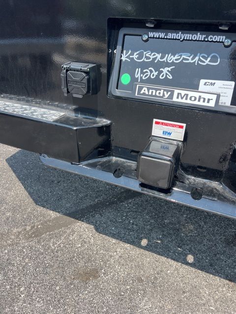 Vehicle image 14 of 42