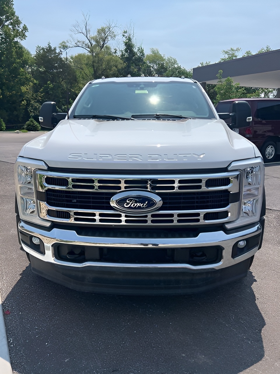Vehicle image 37 of 42