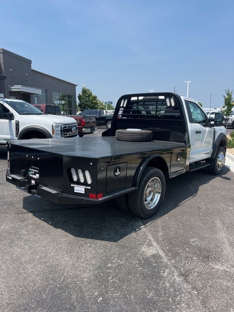 Vehicle image 5 of 42
