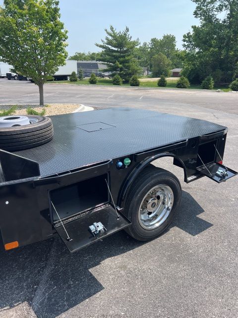Vehicle image 10 of 42