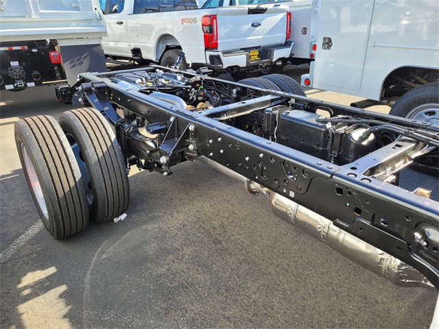Vehicle image 6 of 6