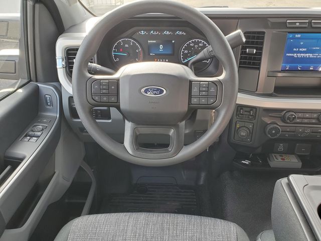 2023 Ford F-550 XLT Image 21 of 28