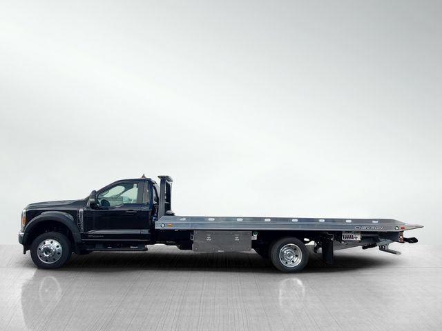 2023 Ford F-550 XLT Image 7 of 28
