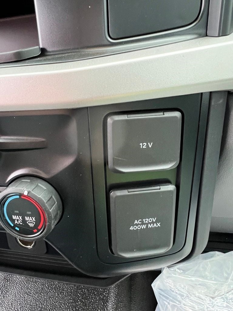 2023 Ford F-550 XL Image 38 of 64