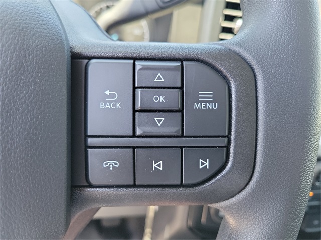 Vehicle image 9 of 20