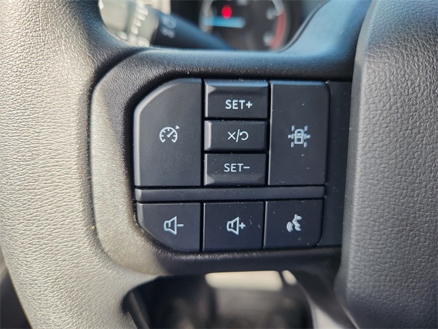 Vehicle image 7 of 23