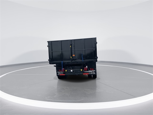 Vehicle image 9 of 23