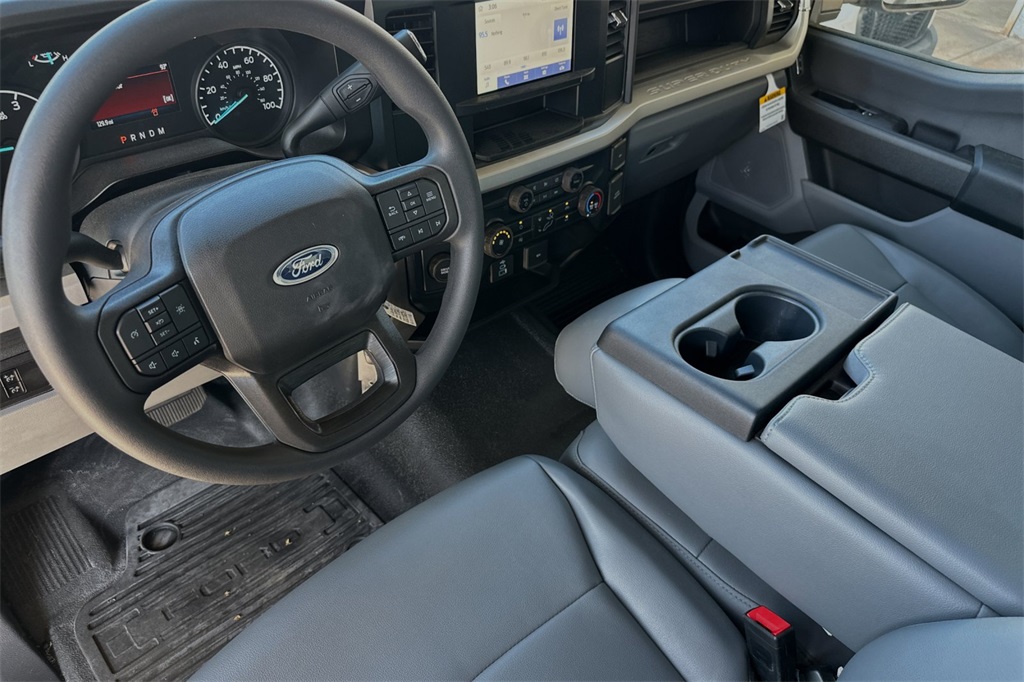 Vehicle image 10 of 20