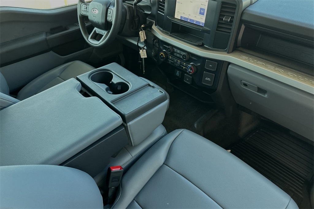 Vehicle image 12 of 20