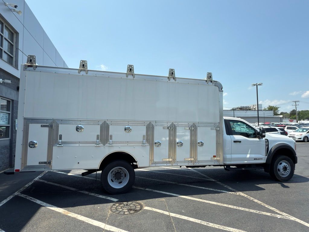 Vehicle image 3 of 23