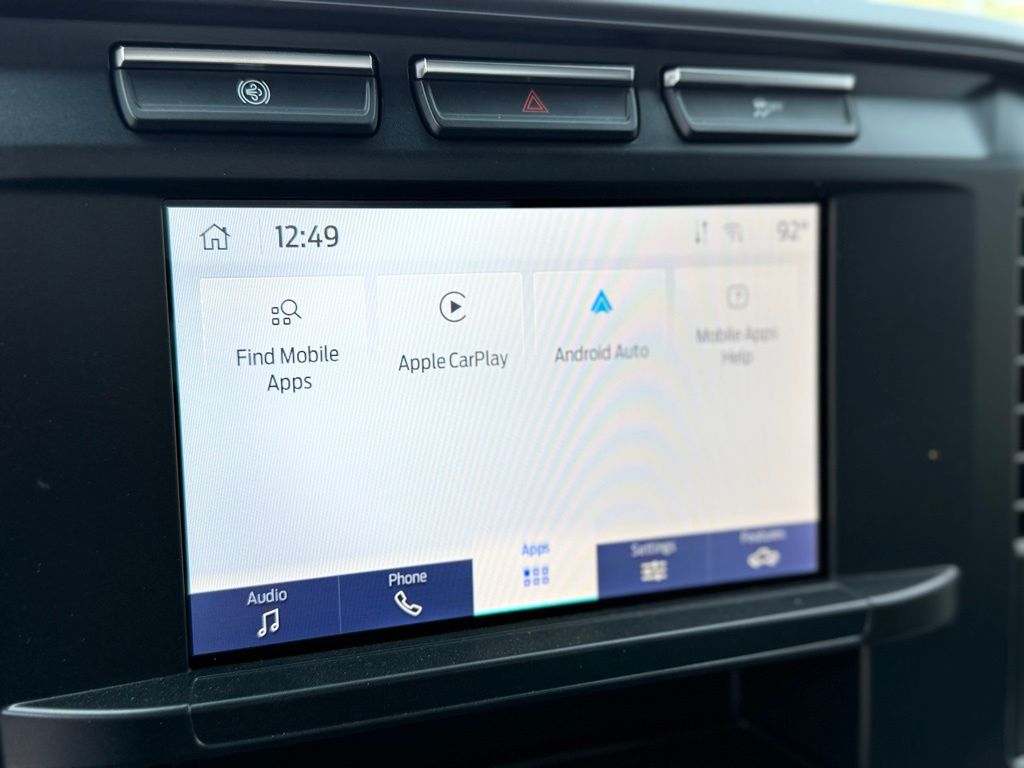 Vehicle image 17 of 23