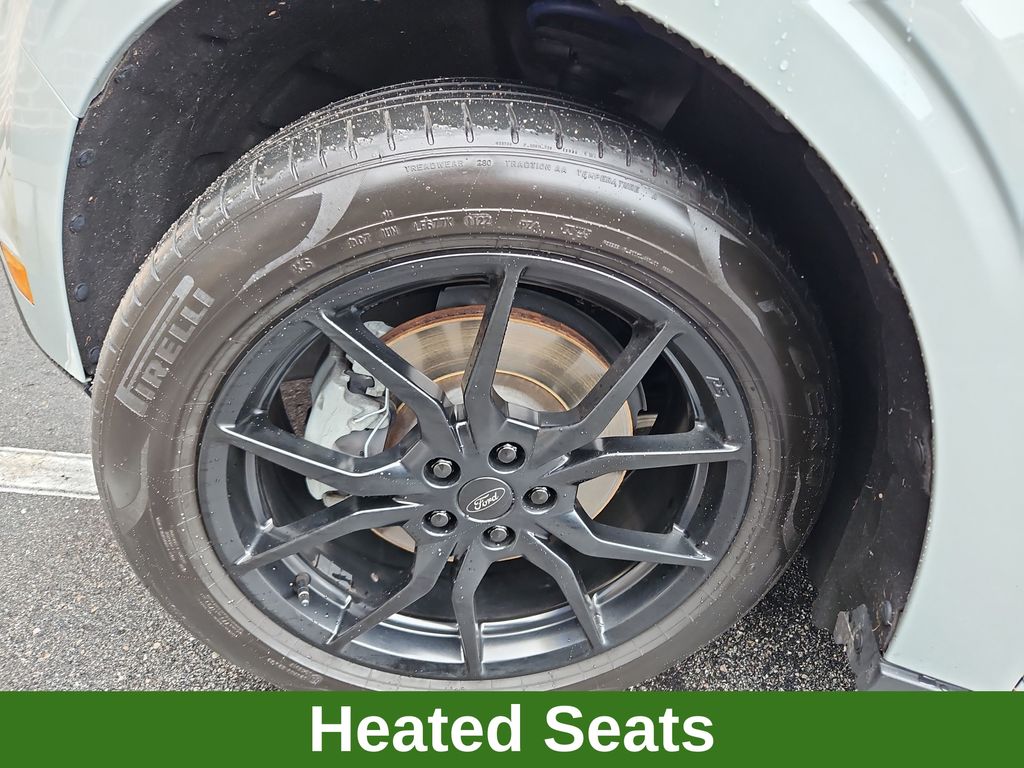 2023 Ford Maverick XLT Image 10 of 34