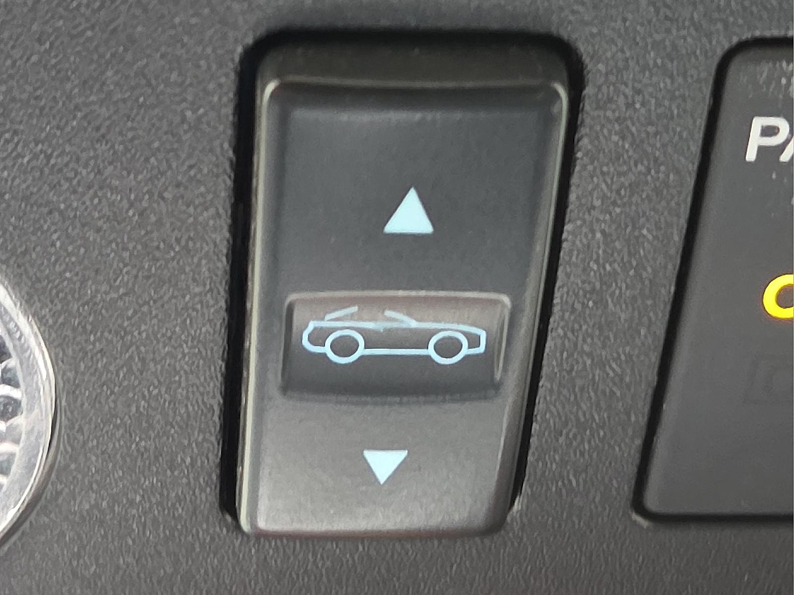 2023 Ford Mustang EcoBoost Premium Image 23 of 25