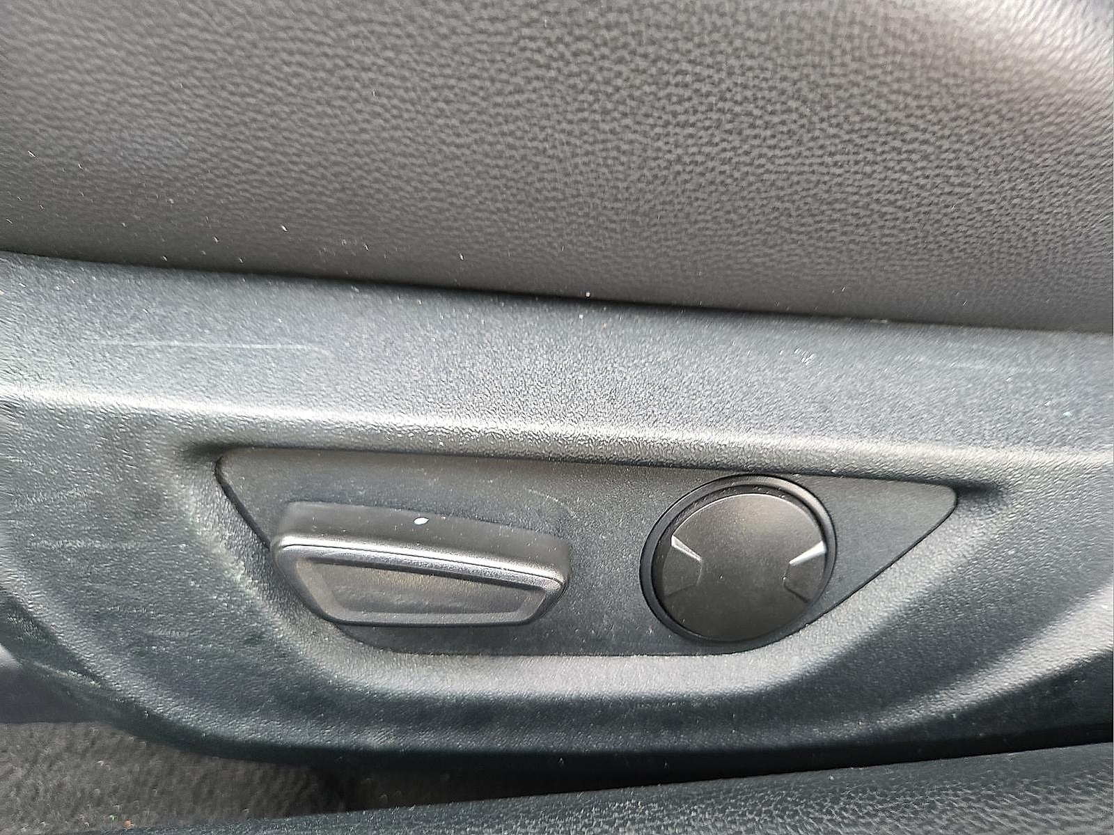 2023 Ford Mustang EcoBoost Premium Image 20 of 25