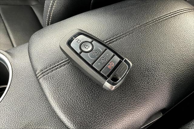 2023 Ford Mustang Image 25 of 30