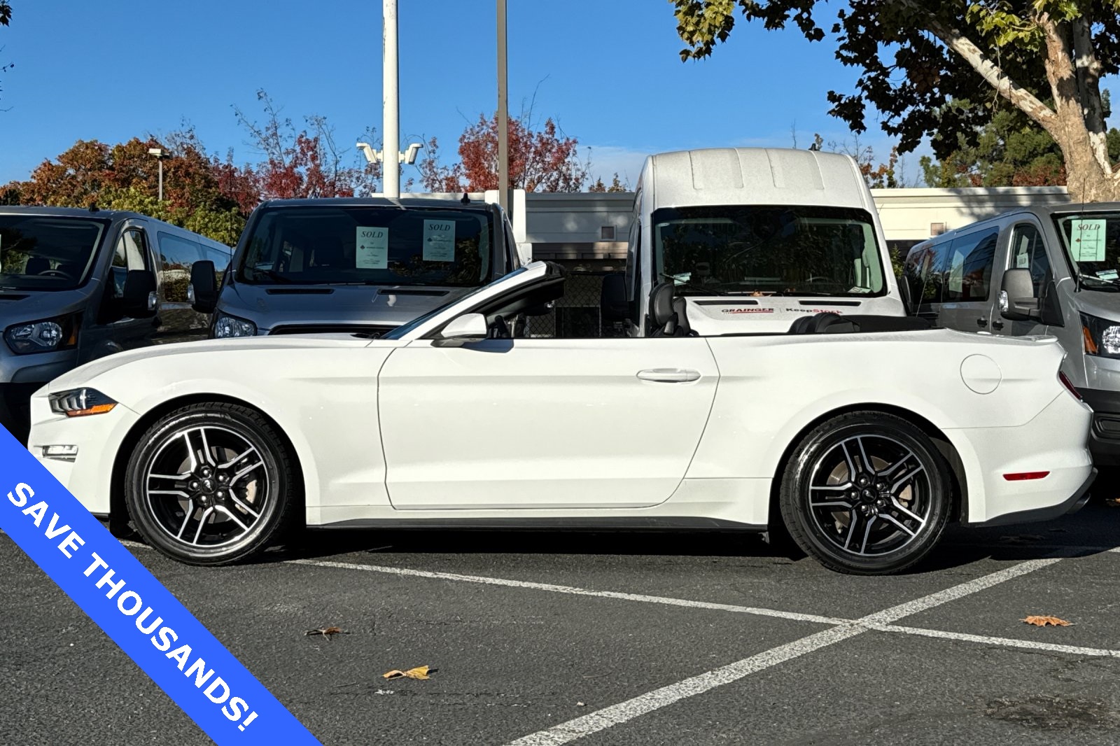 2023 Ford Mustang EcoBoost Premium Image 9 of 34